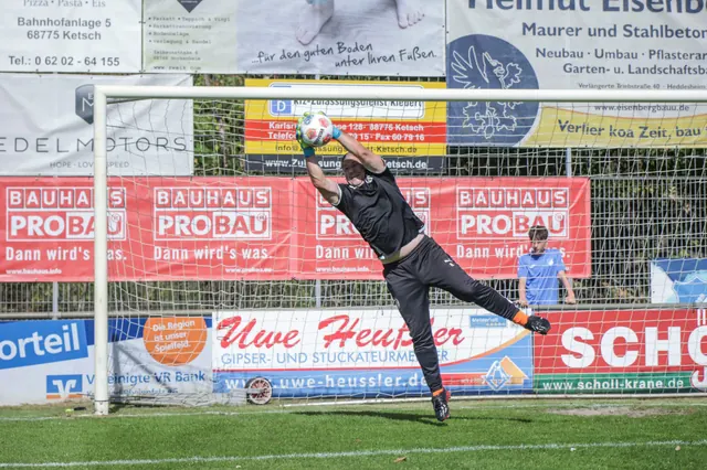 Impression zur Meldung Weisweiler Elf zu Gast im Waldstadion, Bild 72 von 150