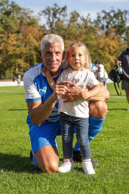 Impression zur Meldung Weisweiler Elf zu Gast im Waldstadion, Bild 106 von 150