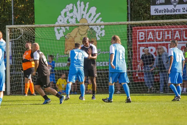Impression zur Meldung Weisweiler Elf zu Gast im Waldstadion, Bild 117 von 150