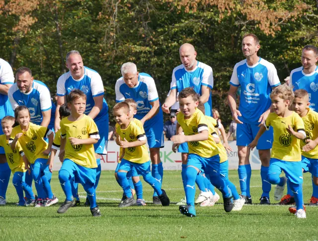 Impression zur Meldung Weisweiler Elf zu Gast im Waldstadion, Bild 123 von 150