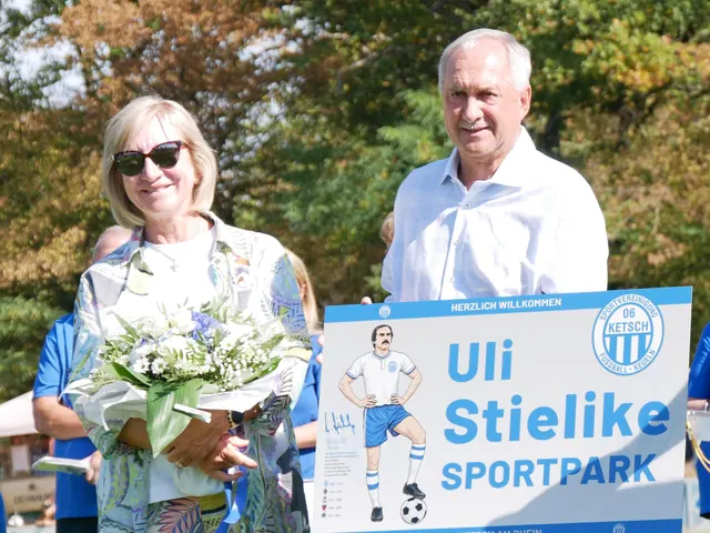 Impression zur Meldung Weisweiler Elf zu Gast im Waldstadion, Bild 147 von 150